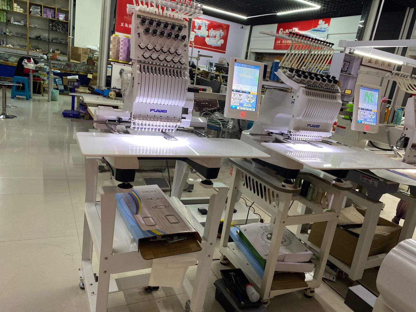 Single-head computerized fully automatic embroidery machine A15H-B104H household textile machinery and accessories Specification image