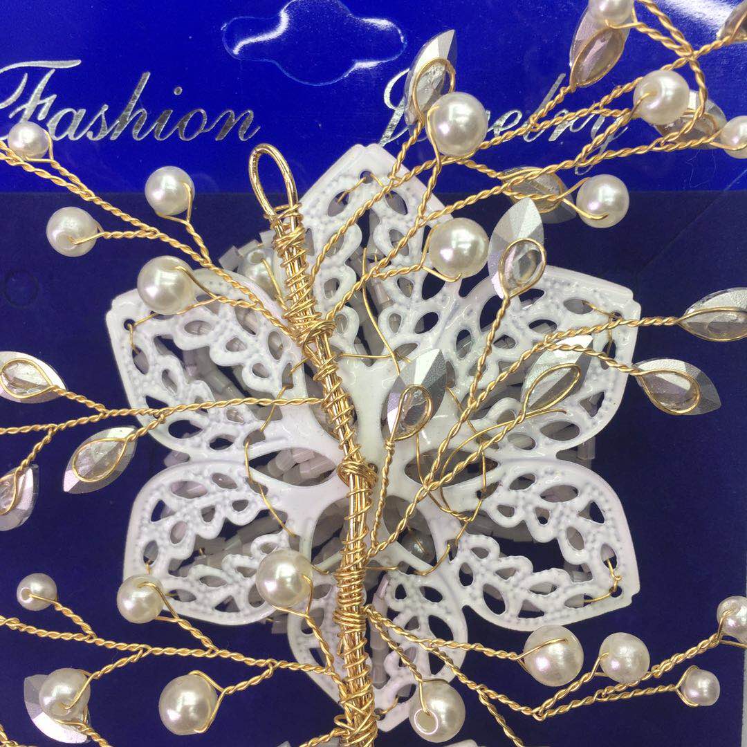 New popular headwear European and American hand beaded flowers wedding hair comb wedding dress accessories Specification drawing