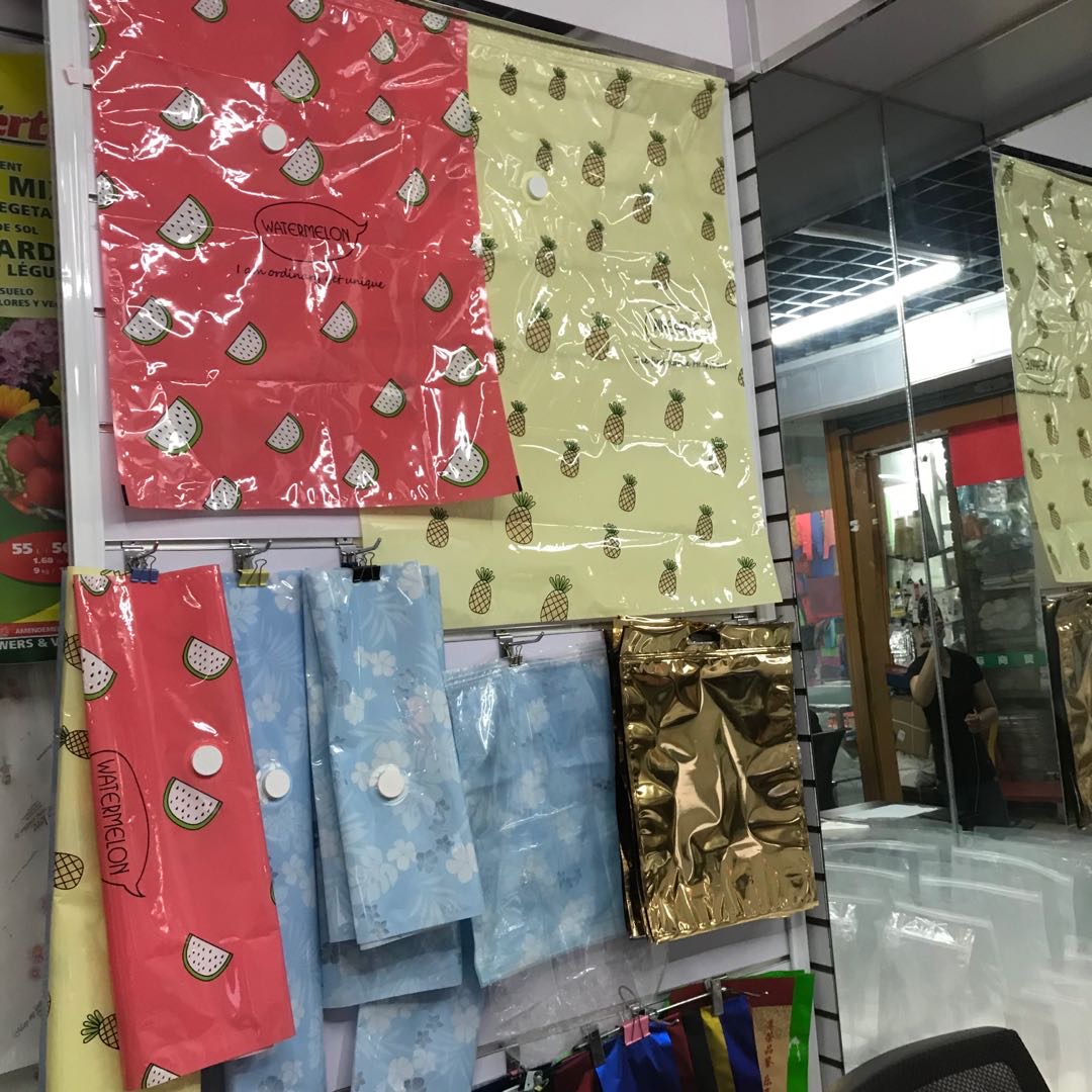 Yiwu Zhijie Color Printing and Packaging Co., LTD describe pic - 2