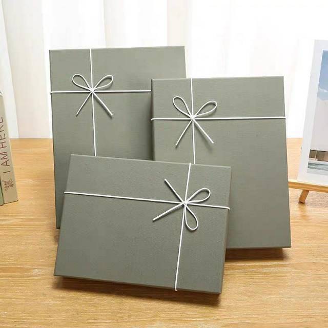 Jewelry bag, ins empty box, retro hard paper box, white scarf box packaging, gift box, simple colored light, flat