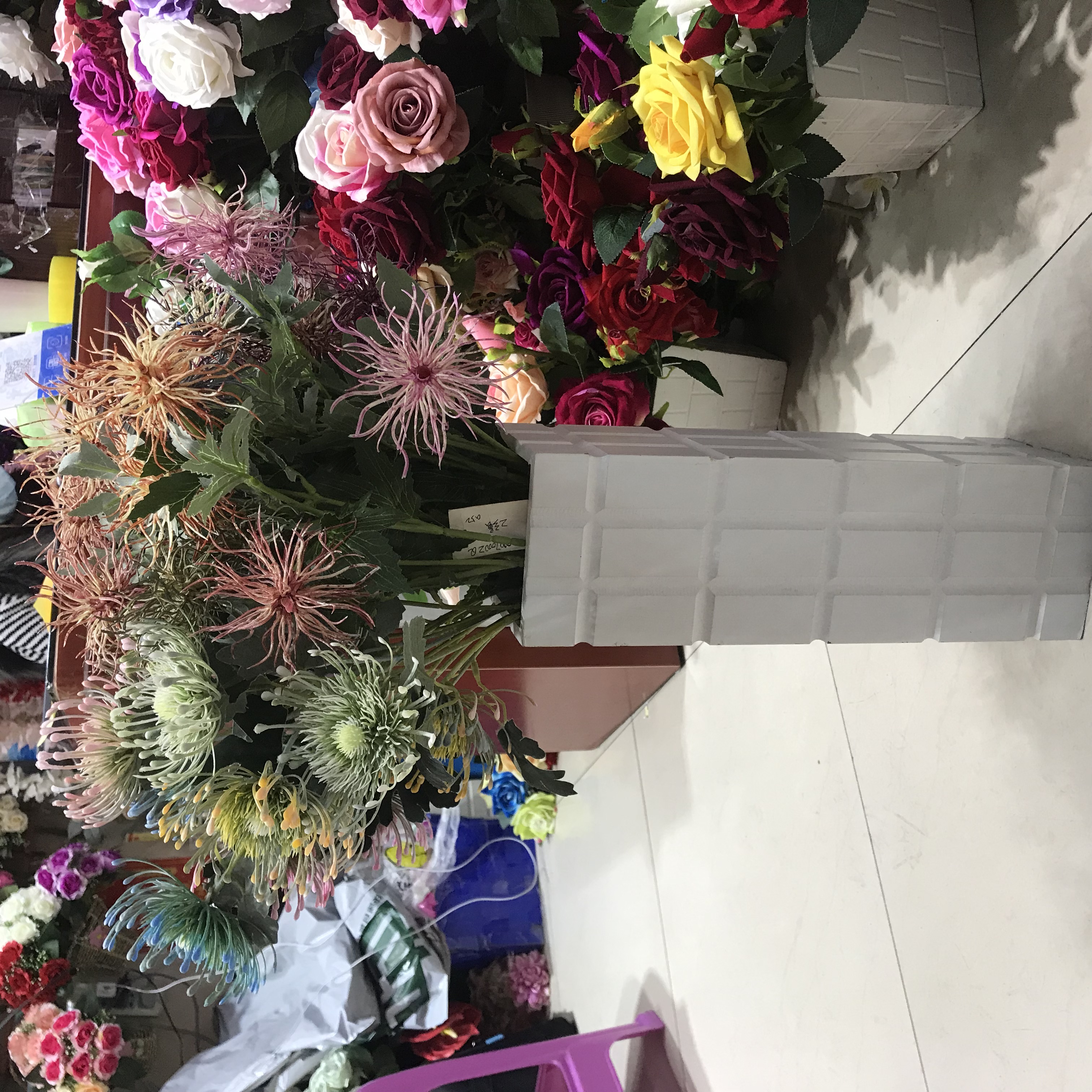 Simulated flowers 3 sea urchin ball wedding plastic flowers fake grass wedding hall road guide home hotel decoration fake flowers thumbnail
