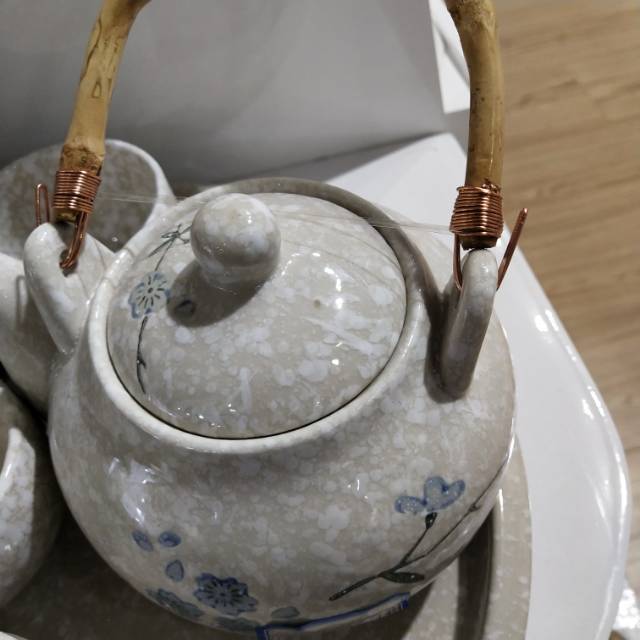 日式茶具雪花瓷产品图