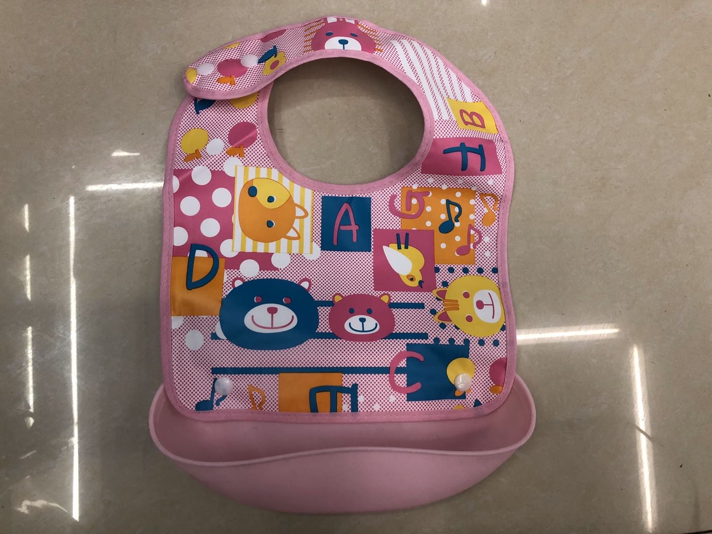 Baby bib, infant bib bag, waterproof feeding bag, three-dimensional, no-wash and detachable design