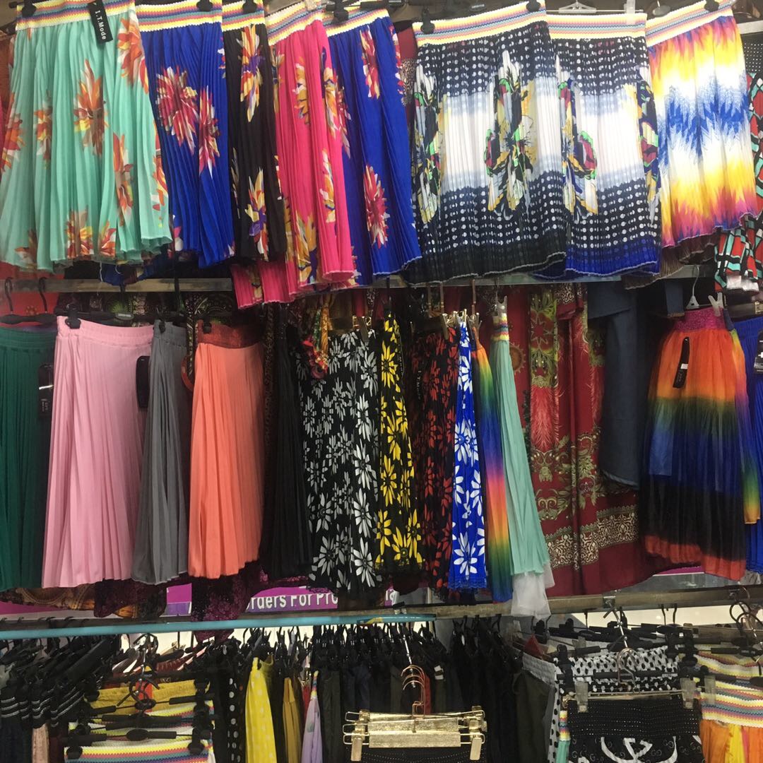 Red Coco Clothing describe pic - 2