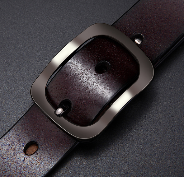 精致厂家直销流行爆款精美厚实真皮皮带细节图