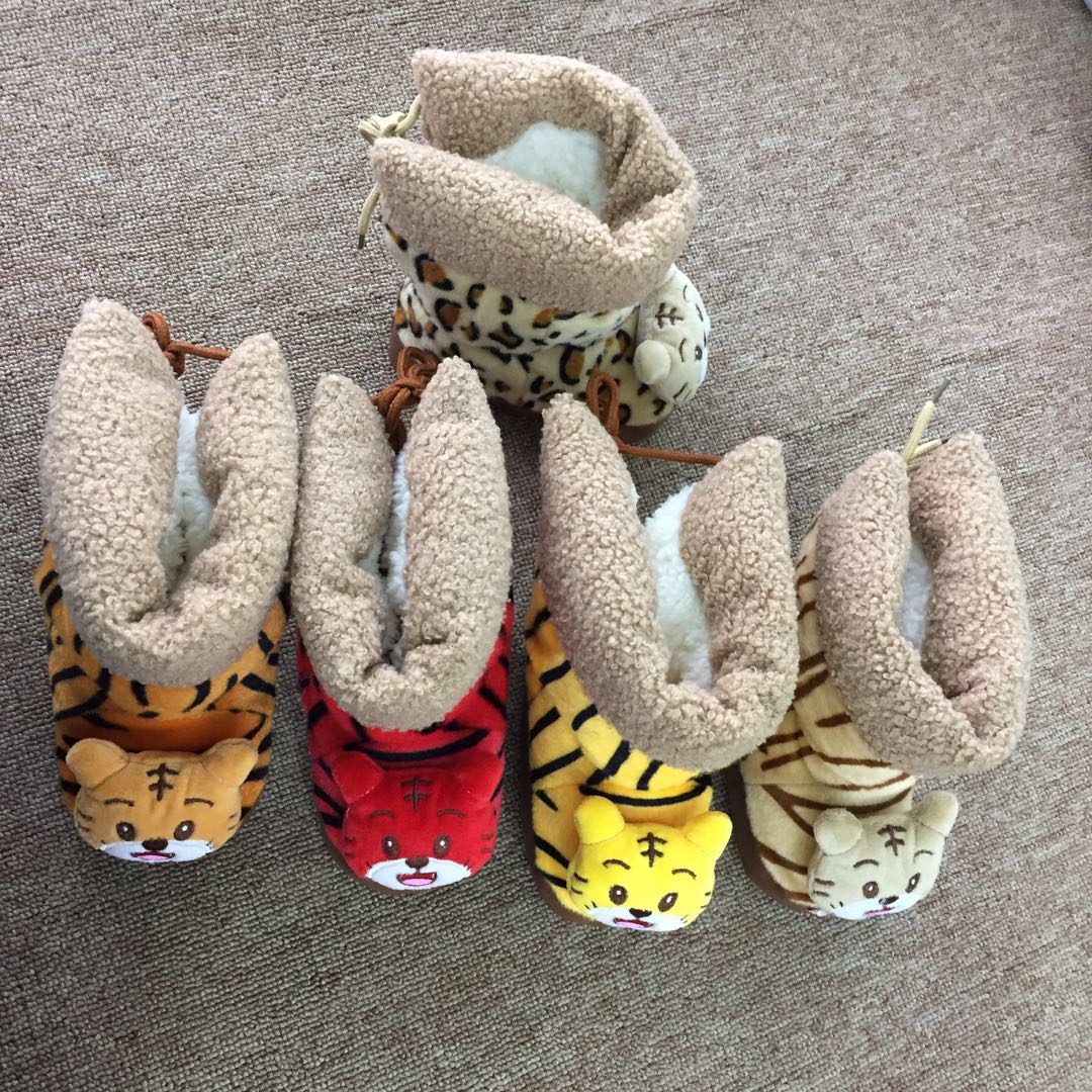 不掉脚冬季加厚保暖冬天软底学步宝宝鞋子冬加绒婴幼儿棉鞋