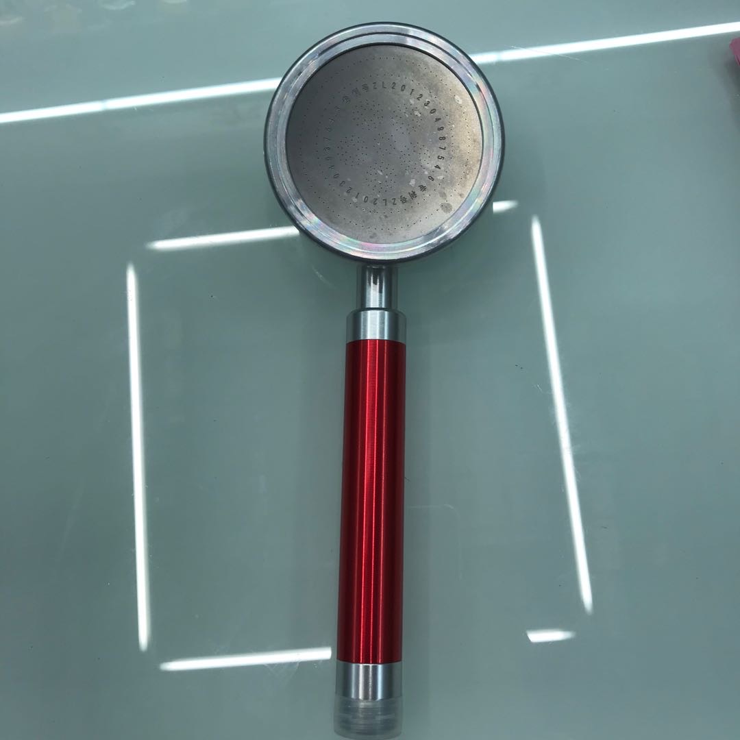 不锈钢花洒喷头卫生间热水器通用洗澡手持沐浴淋头家用