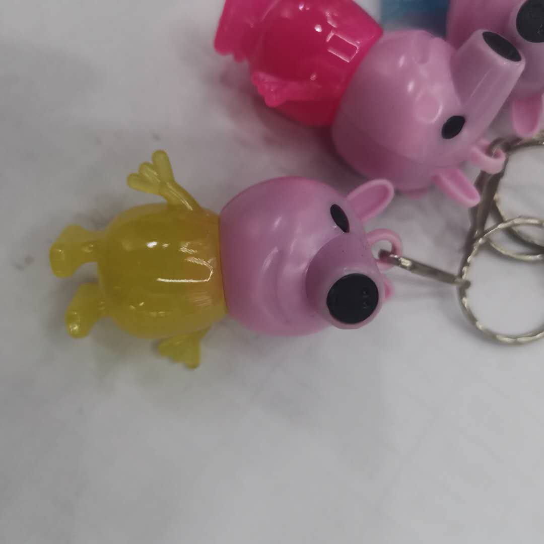 小猪钥匙扣圈链挂件配饰小礼品细节图