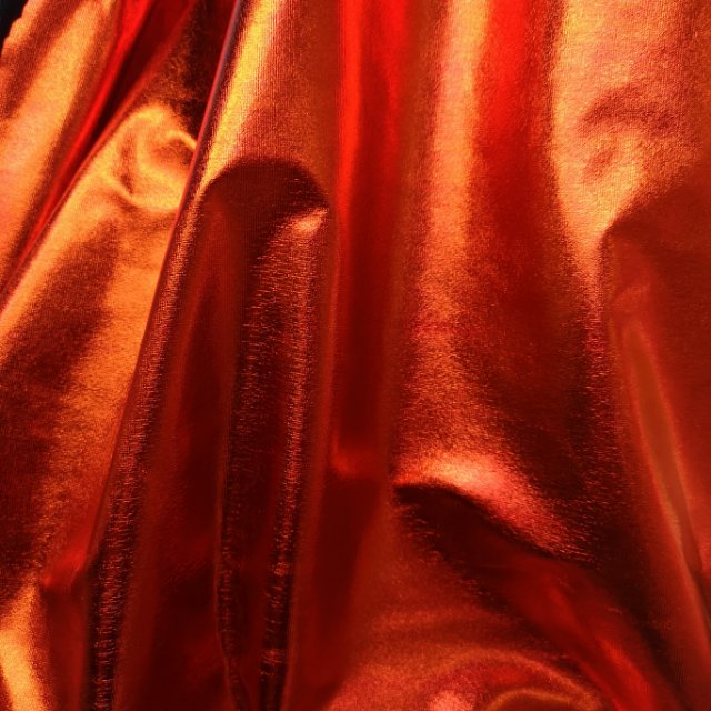 Diverse reflective effects at different angles