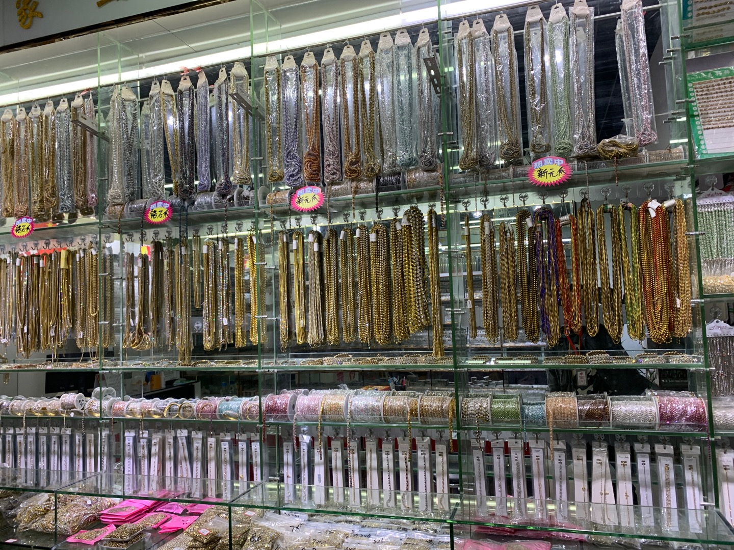 義利饰品 describe pic - 1