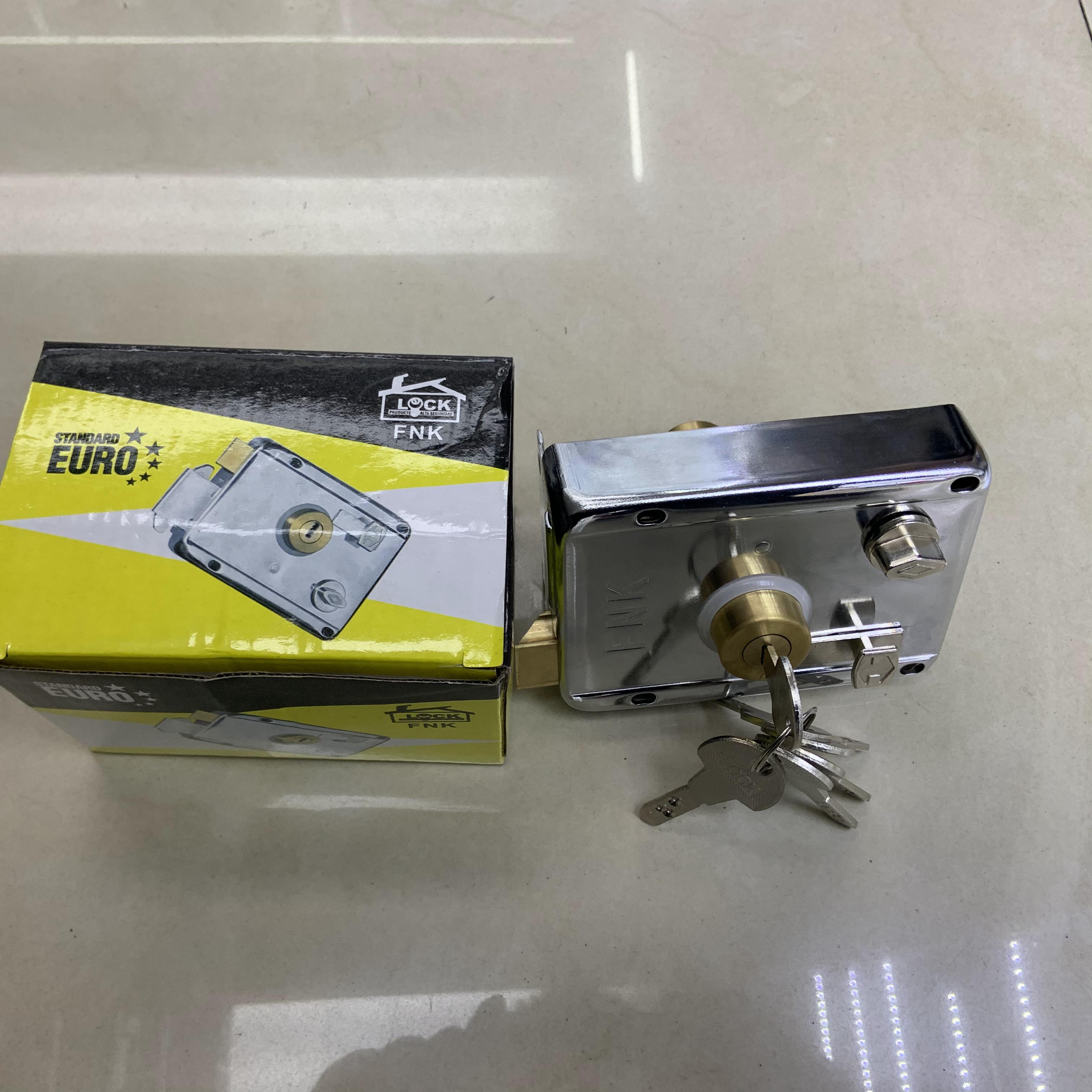 Old-style exterior mechanical door lock discount set, iron door storage room lock, universal large door lock, safety protection details Picture