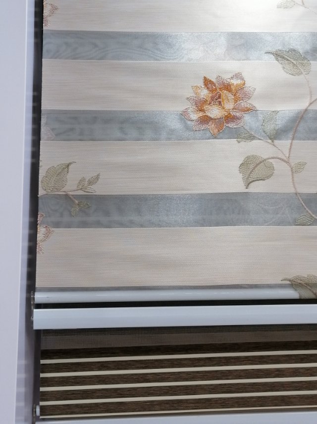 Embroidered soft gauze curtains for shading, hand-pulled lifting and roll-up waterproof curtains for offices, bathrooms, kitchens and bedrooms Specification image