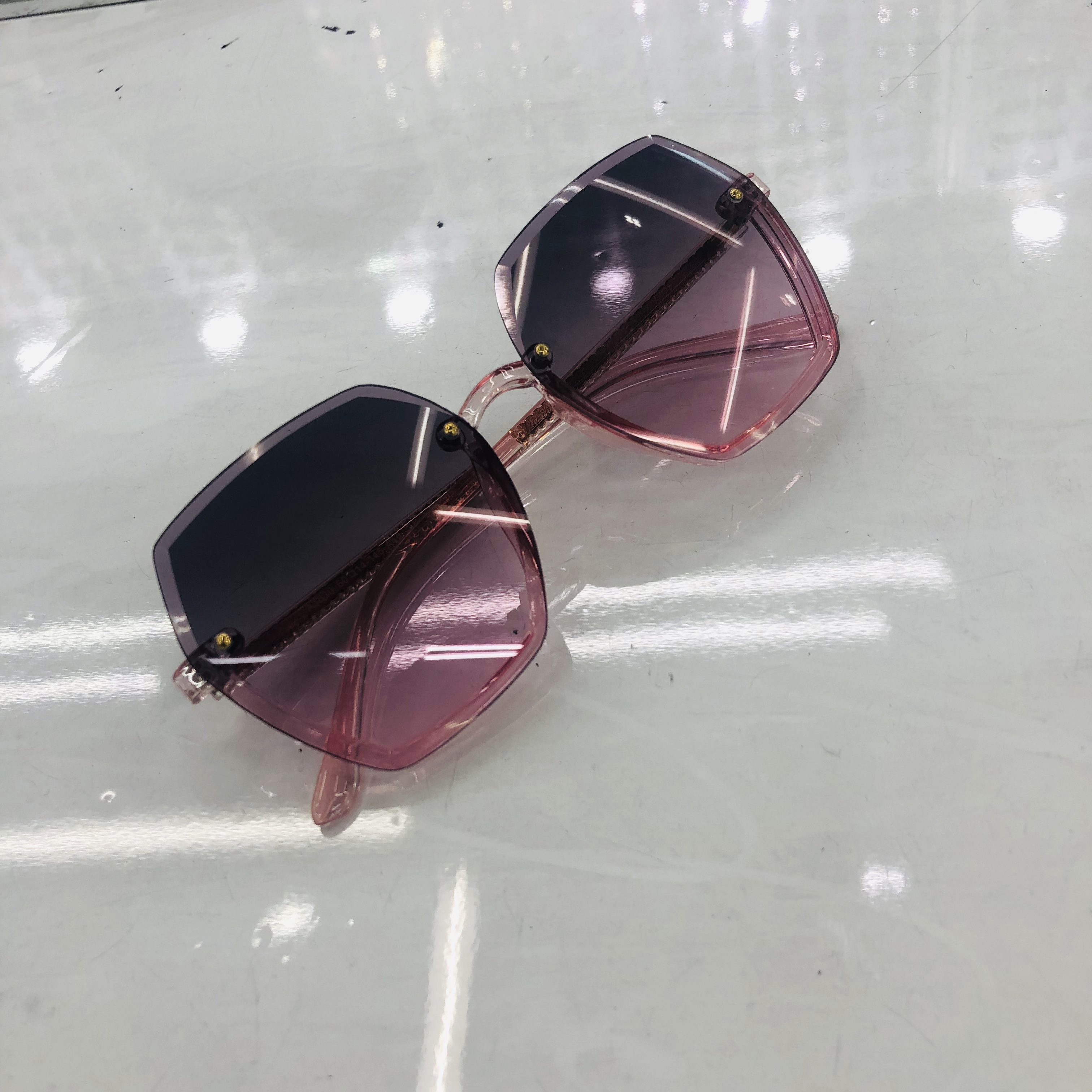 Sunglasses fashion versatile safe driving anti-UV glasses wholesale for both men and women thumbnail