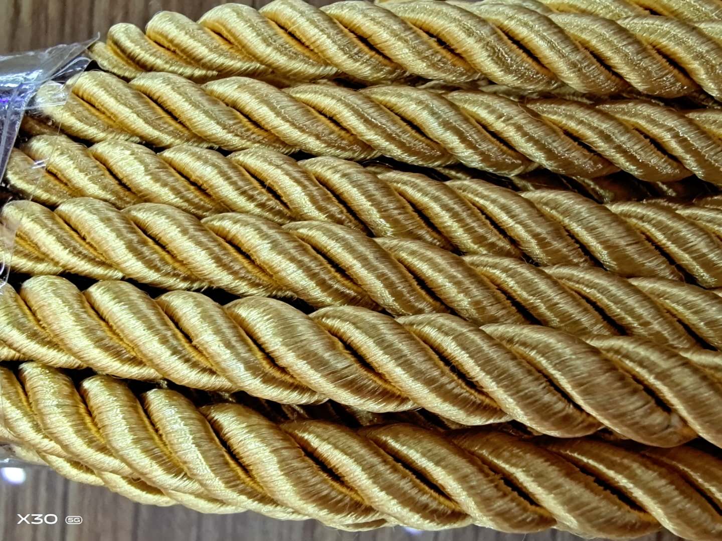 Winding three-strand rope, 9M, three-strand cotton thread, colorful cotton rope, thick decorative beige hemp rope, binding rope Specification image