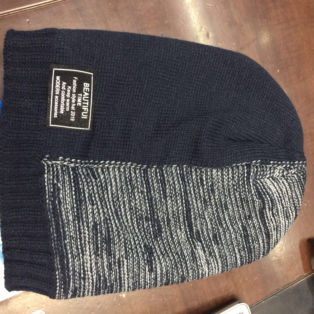 Korean Autumn/Winter Hat For Women Korean Cute Letter Fabric Label Knitted Hat Warm Hairball Wool Hat For Students