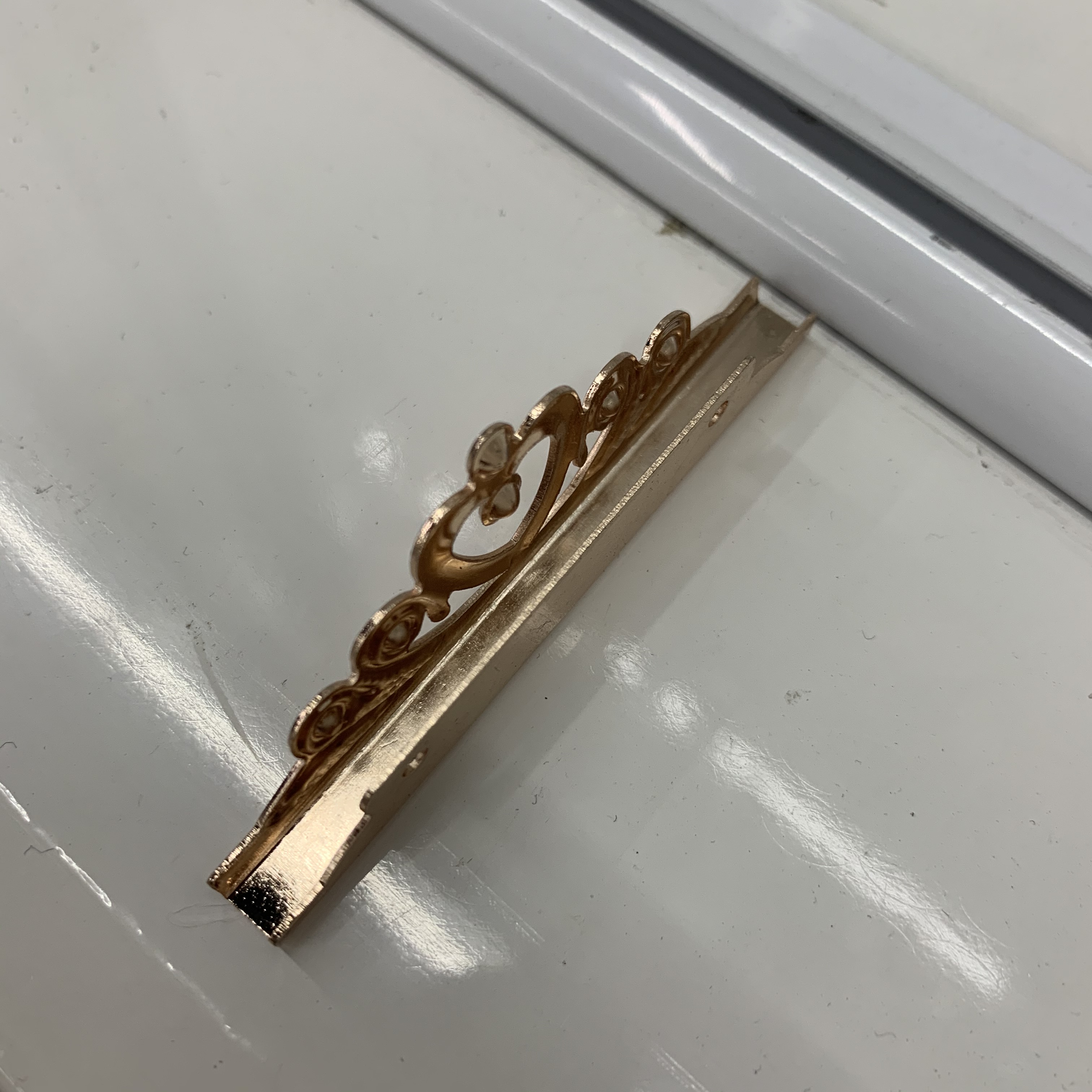 金银色盖头防磨损保护扣花纹配件圆角五金护角包装饰扣子螺丝卡子细节图