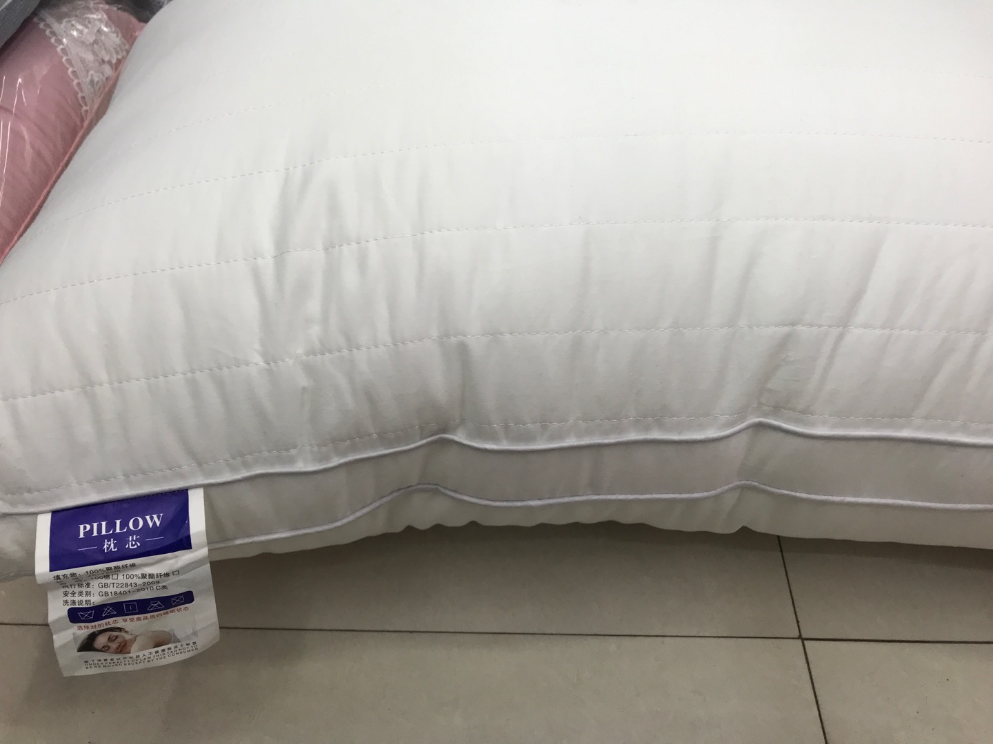 Solid Color Cotton High Elastic Pillow Core 48*75 details Picture