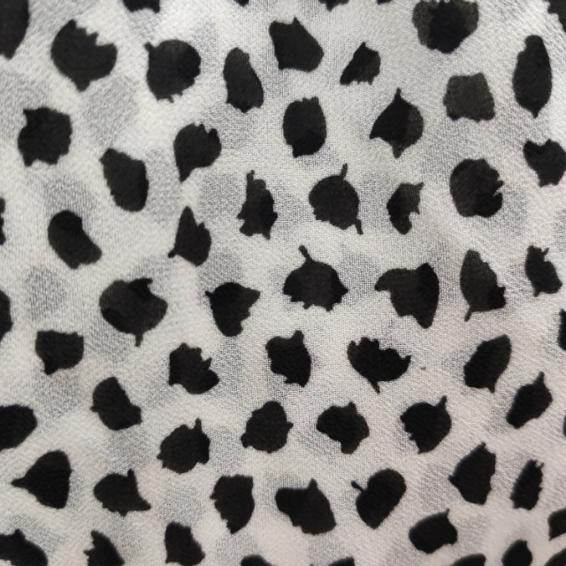 Printed pearl chiffon fabric decorative fabric is available in a variety of colors Specification image