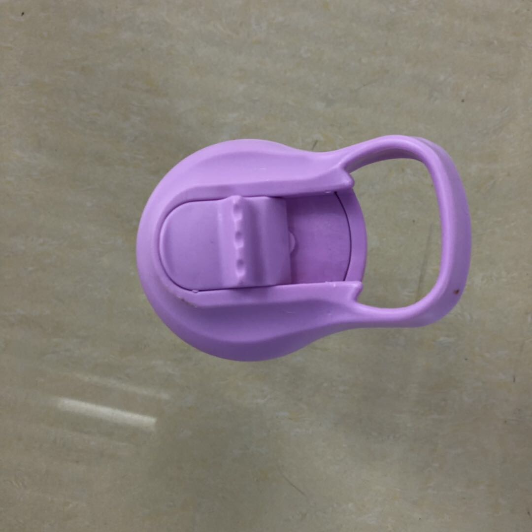 儿童带吸管式水杯幼儿园夏天杯子防摔便携喝水宝宝水壶产品图