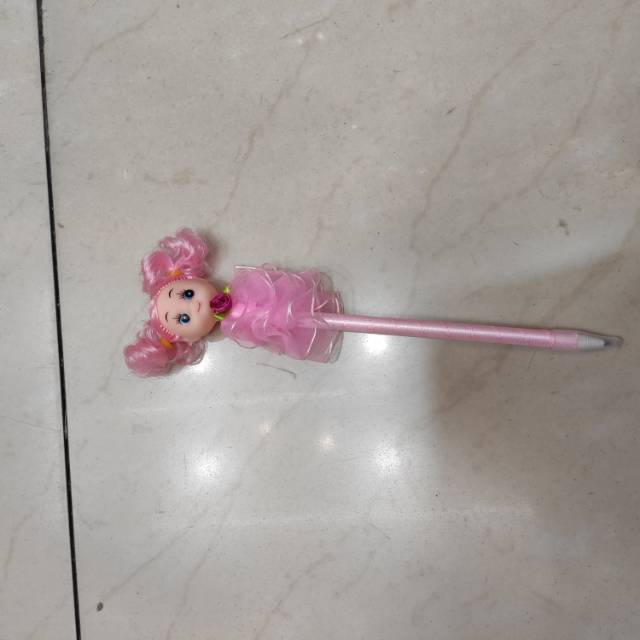 工厂直销洋娃娃笔圆珠笔可爱娃娃笔ins网红同款笔DIY