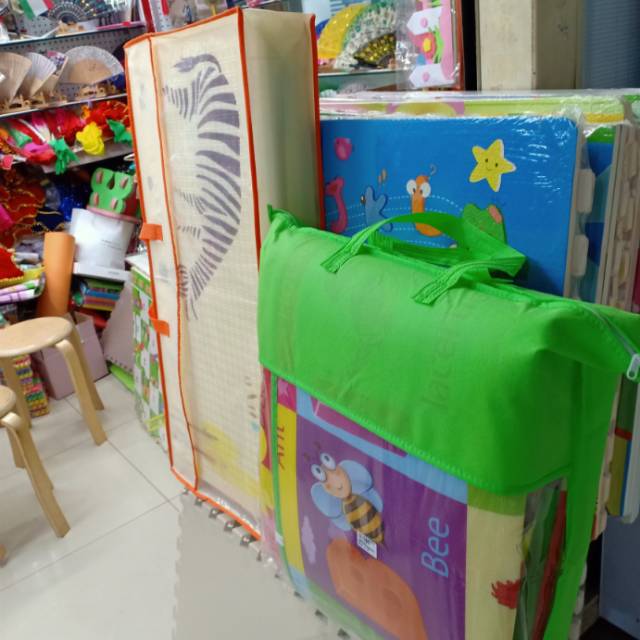 XPE材料折叠垫子 加厚垫子儿童垫产品图