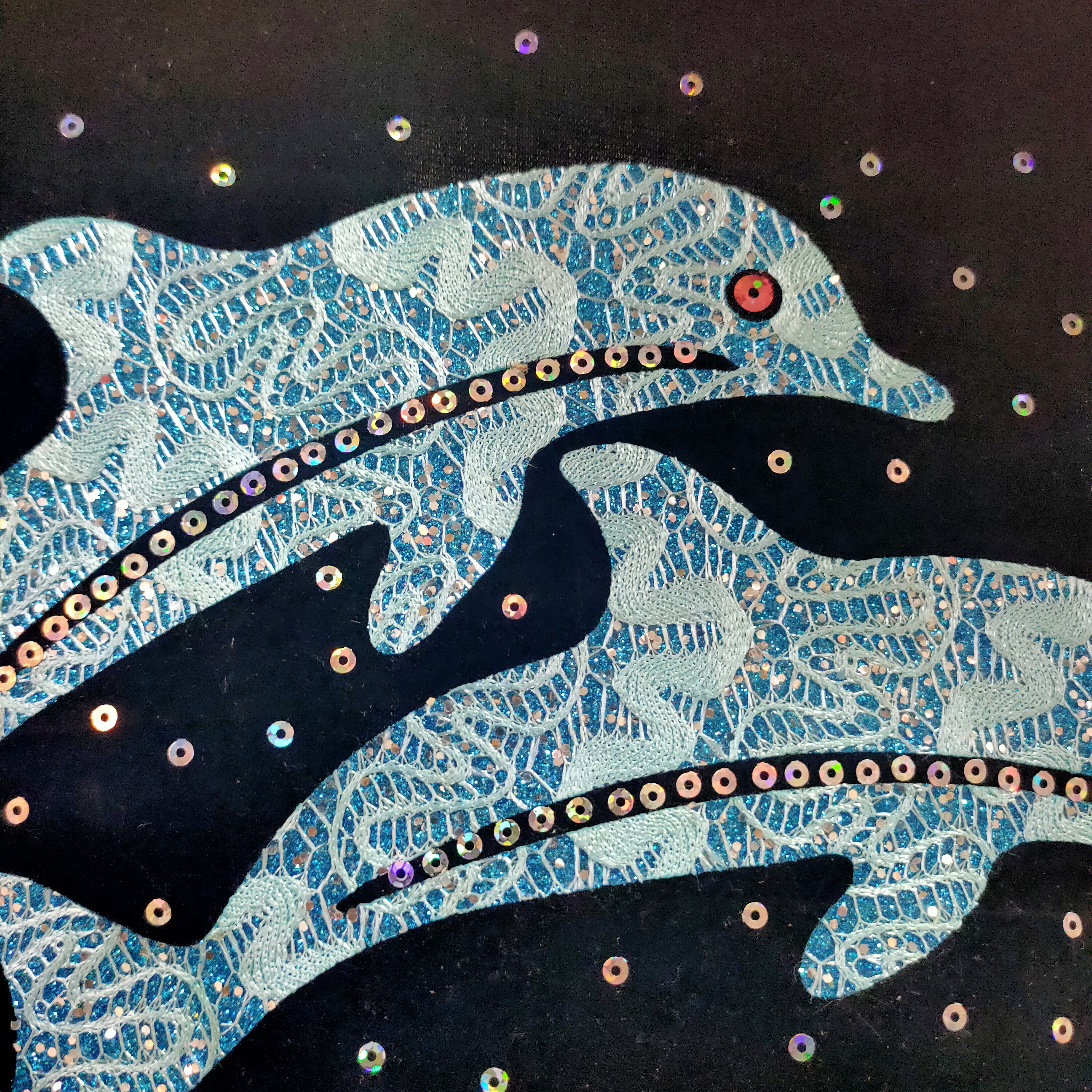 厂家直销新款服装珠片亮片卡通翻片烫图海豚服装辅料包包帽子辅料产品图