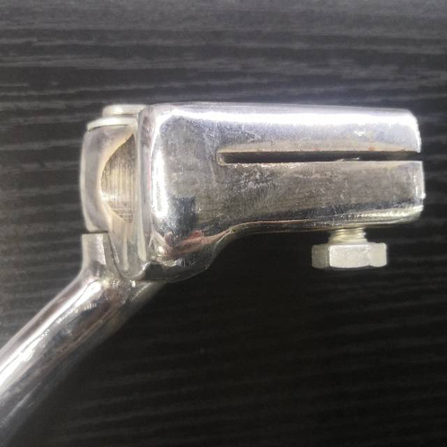 There are various styles of motorcycle starting rods to choose from details Picture