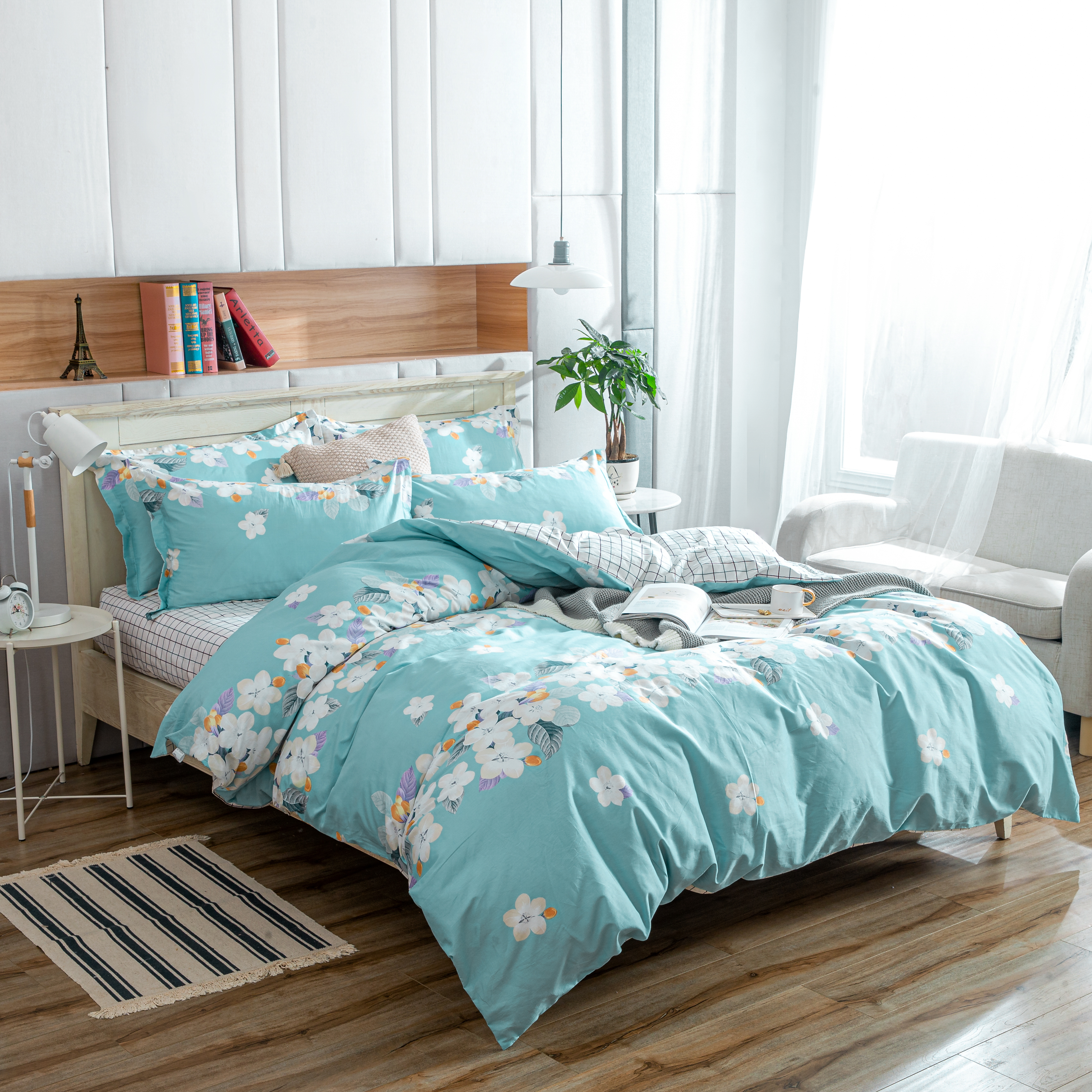 2021 New factory direct Sale Bestseller, Fragrant Years Blue Print Double Pure Cotton Four-piece Set 200*230 Specification image