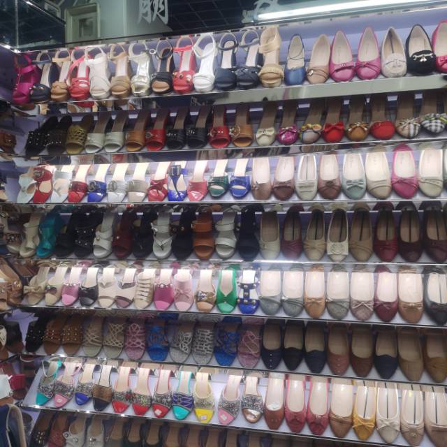 Dingli Shoe Industry describe pic - 3
