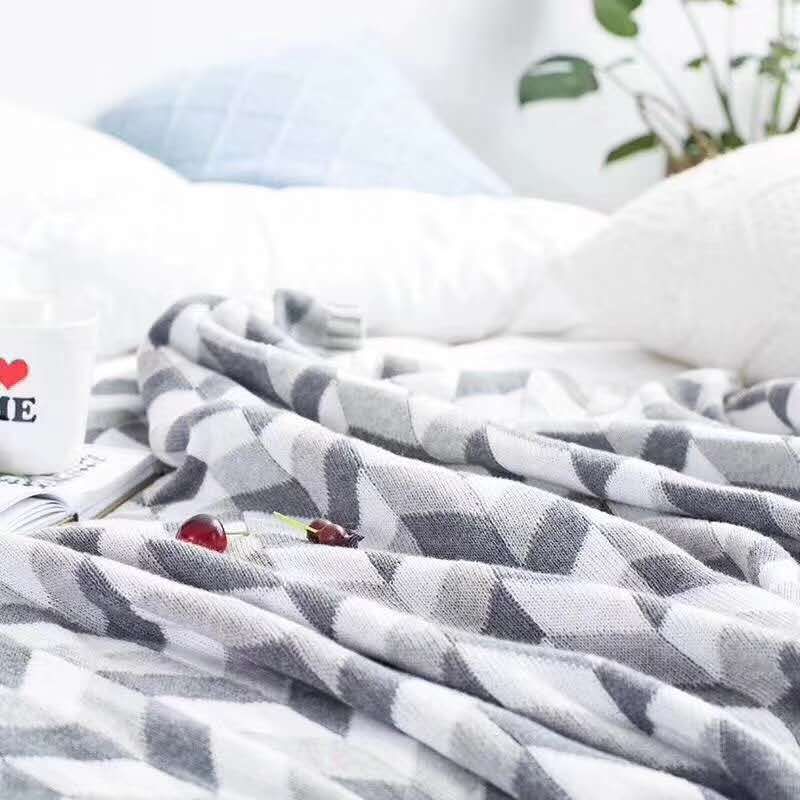 The 2020 Sheraton blanket thumbnail