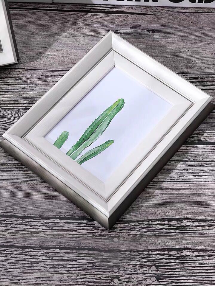 现代轻奢7寸创意个性相框摆台洗照片做成相框8寸相册架子照片定制产品图