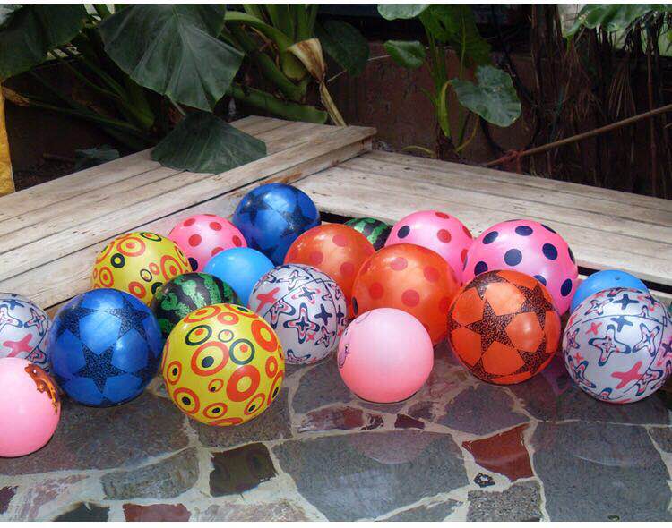 儿童玩具3寸小皮宝宝婴足球球类早教手抓篮幼儿园3寸拍拍塑胶玩具