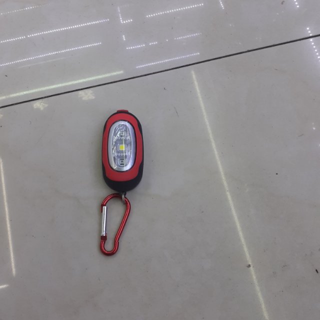 便携式迷你纽扣电子灯