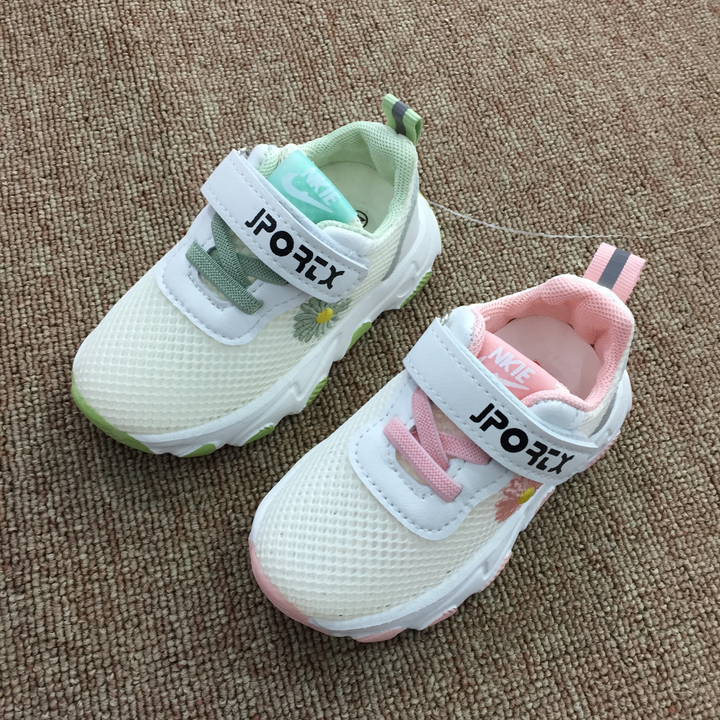 潮鞋儿童鞋休闲鞋凉拖鞋宝宝鞋爆款2020新款时尚鞋高档小孩鞋百搭