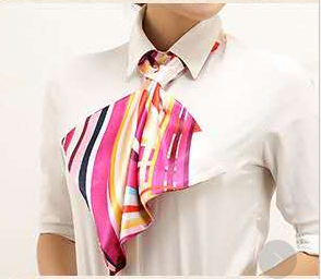 Women's Fashion Trend Temperament Floaty Changeable Striped Scarves details Picture