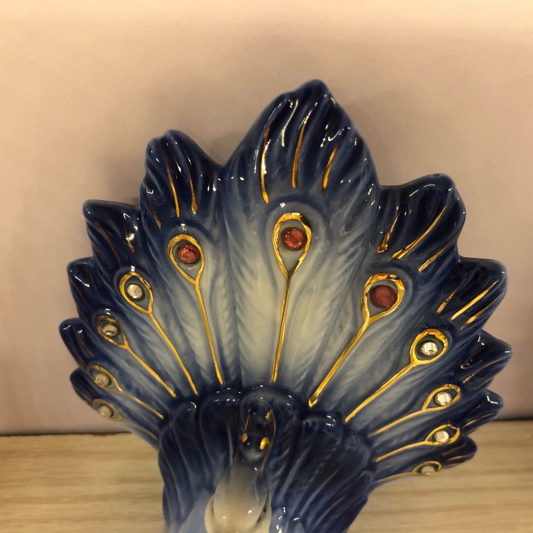 Jintai Craft Blue Peacock Creative Ceramic handicrafts and decorative items, European luxurious home display gifts details Picture
