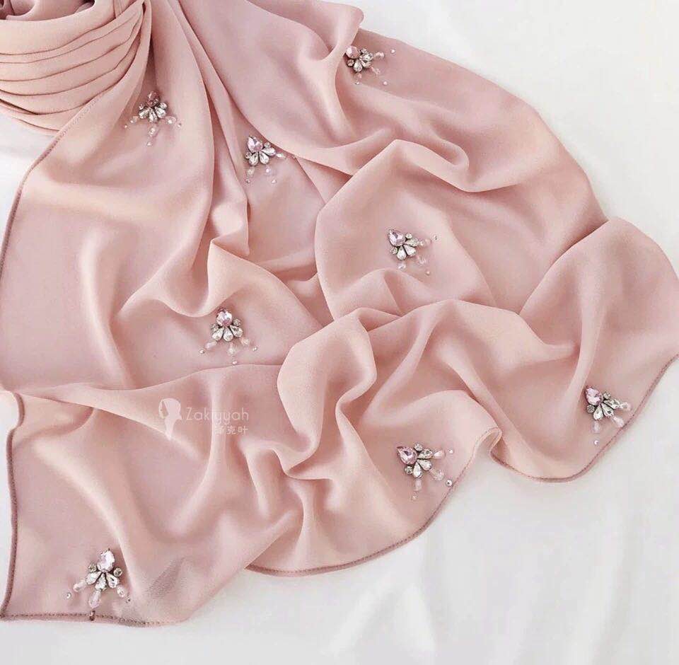 Spring And Autumn Ladies Everything Muslim Nail Diamond Pearl Chiffon Scarf Headscarf Specification drawing