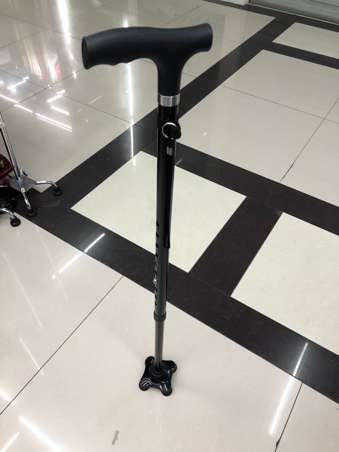 老人四脚拐杖铝合金老年四角拐棍伸缩防滑超轻手杖可调节