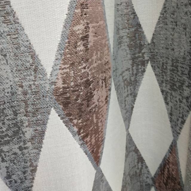 Cotton and linen jacquard pink curtains are suitable for living rooms, bedrooms and dormitories, and are fashionable and trendy details Picture