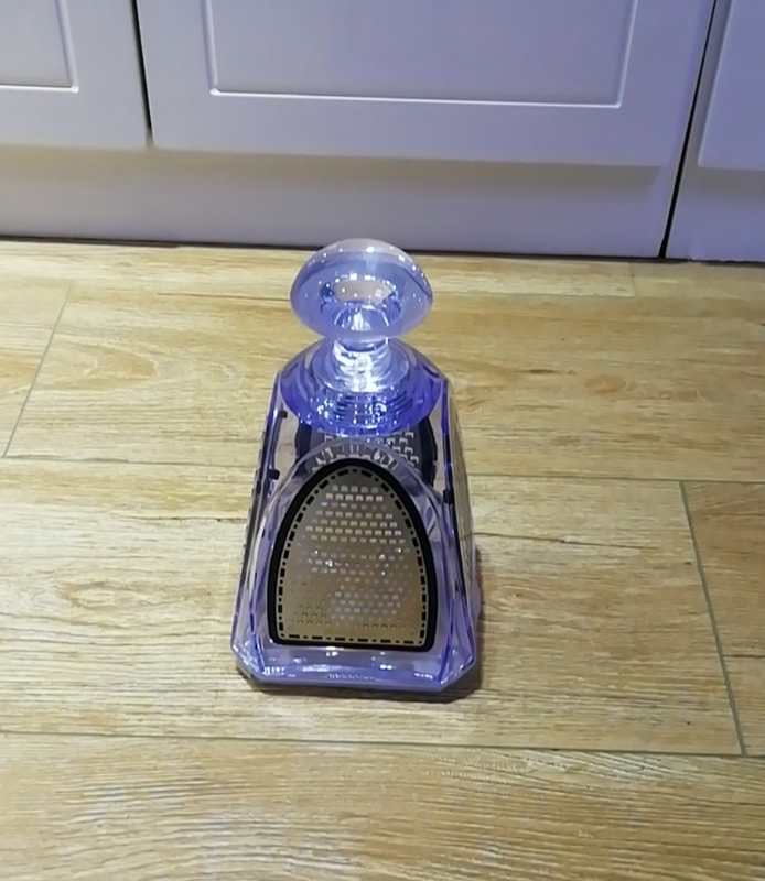 This versatile vegetable preparation tool is safe and multi-functional. It's the same as the Douyin app. It's a popular and lazy person. It can be used to cut shredded potatoes and peel radishes in the kitchen details Picture