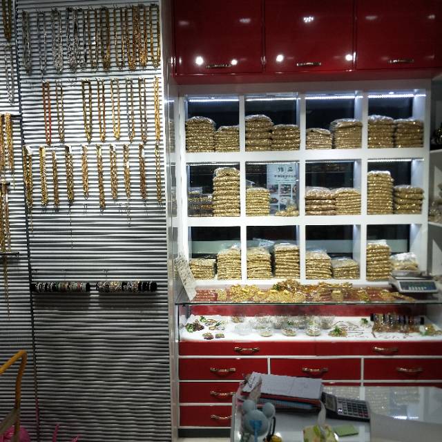Golden flying claw chain describe pic - 3
