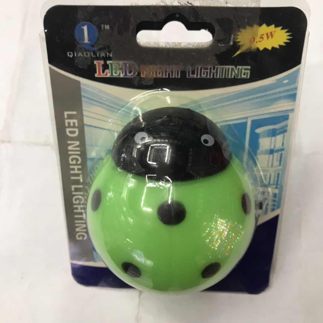 外贸迷你小夜灯插电led感应遥控节能台