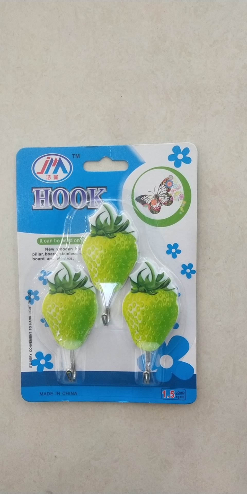 Factory direct sales, super fashionable, eco-friendly and powerful strawberry adhesive hook, powerful adhesive hook