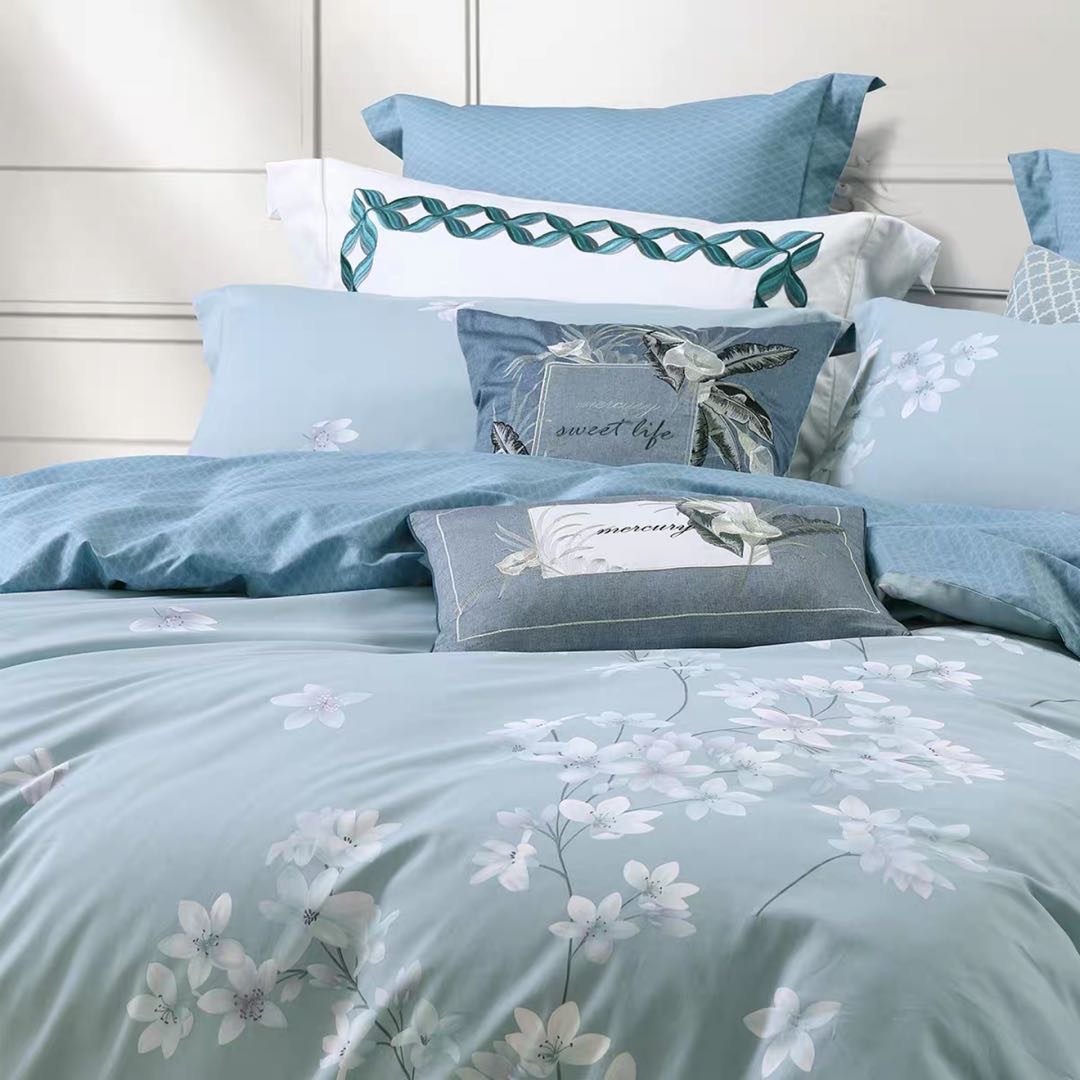 All Cotton Cotton 4-Piece Bedding Set Blue Quilt Set Floral Dance Secluded Bedding
