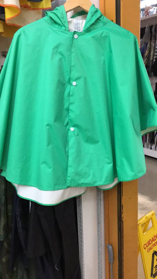 加厚单色儿童连体雨披细节图