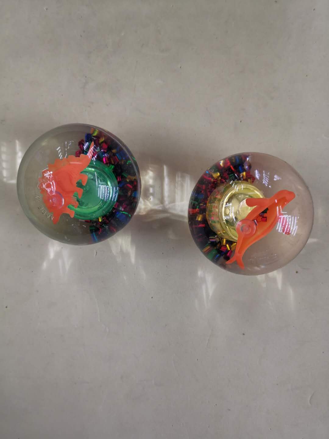 儿童玩具水球七彩跳跳球水晶弹力球儿童玩具内又海洋生物产品图