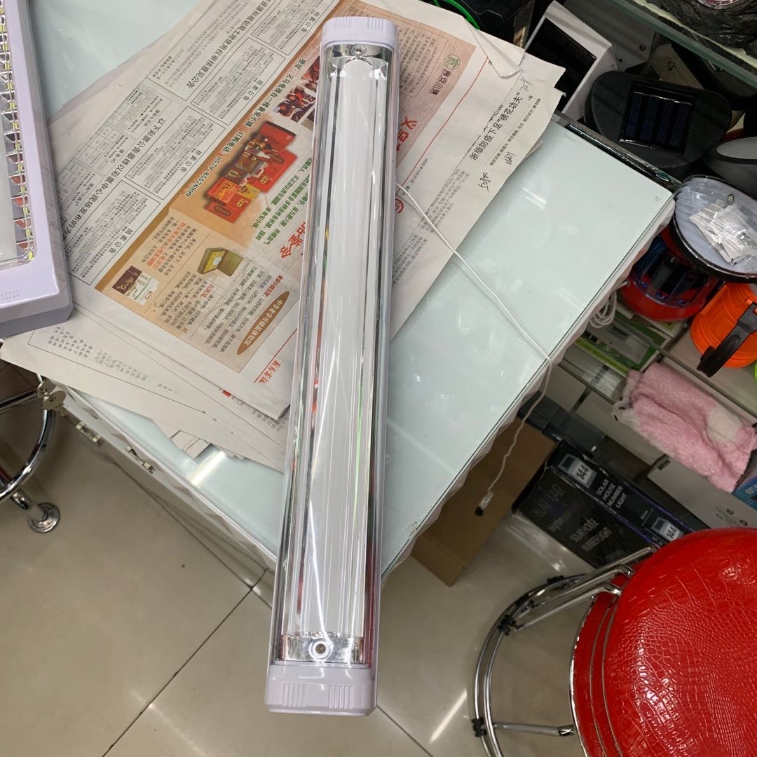 LED灯管吸顶灯长条灯一体化支架