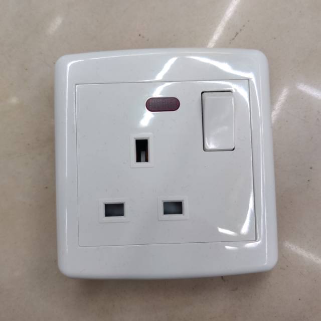 13A British standard charging USB multi-functional household wall switch square socket, white 86-type panel power supply Specification image