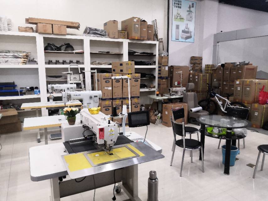 Huihua Sewing Equipment Shop describe pic - 2