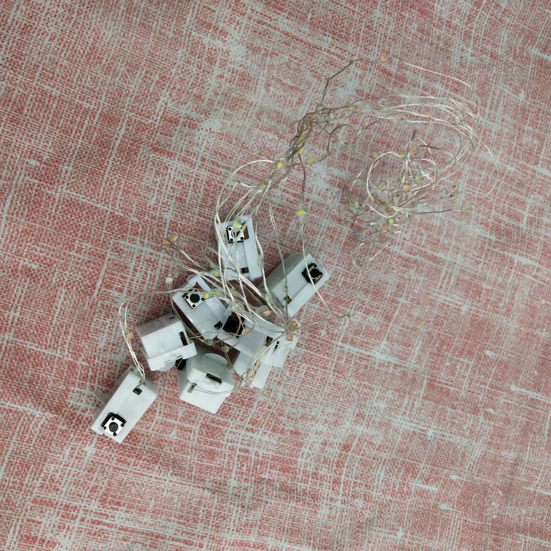 小方块10灯开关发亮铜丝发光绝缘片保护电子产品配件产品图